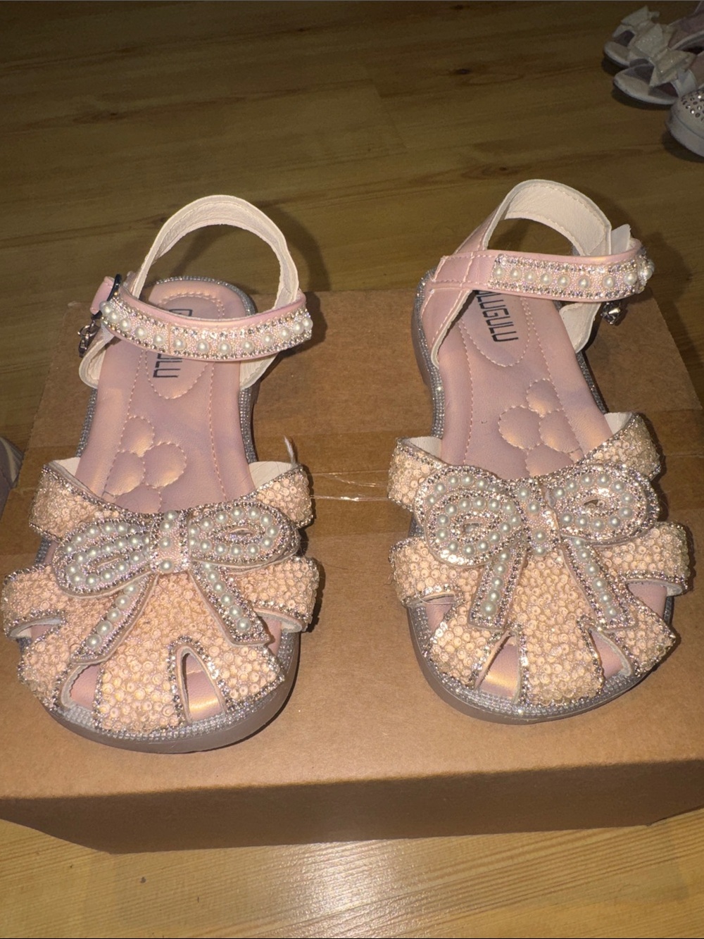 GuluGulu Pink Pearl Bow Girls Dress Sandals